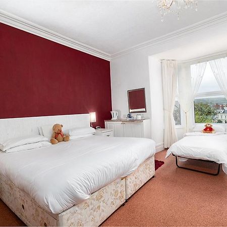 Anglesey House Bed & Breakfast Ландъндо Екстериор снимка