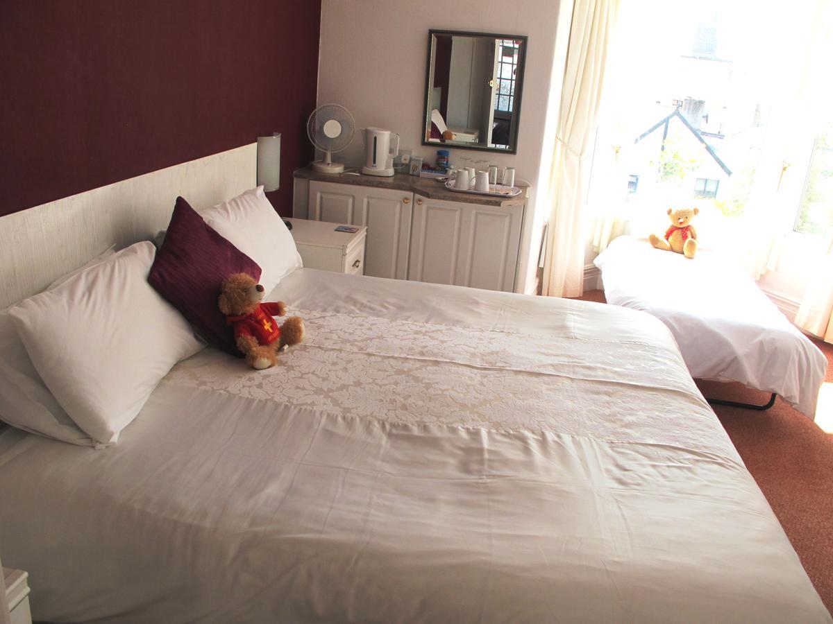 Anglesey House Bed & Breakfast Ландъндо Екстериор снимка